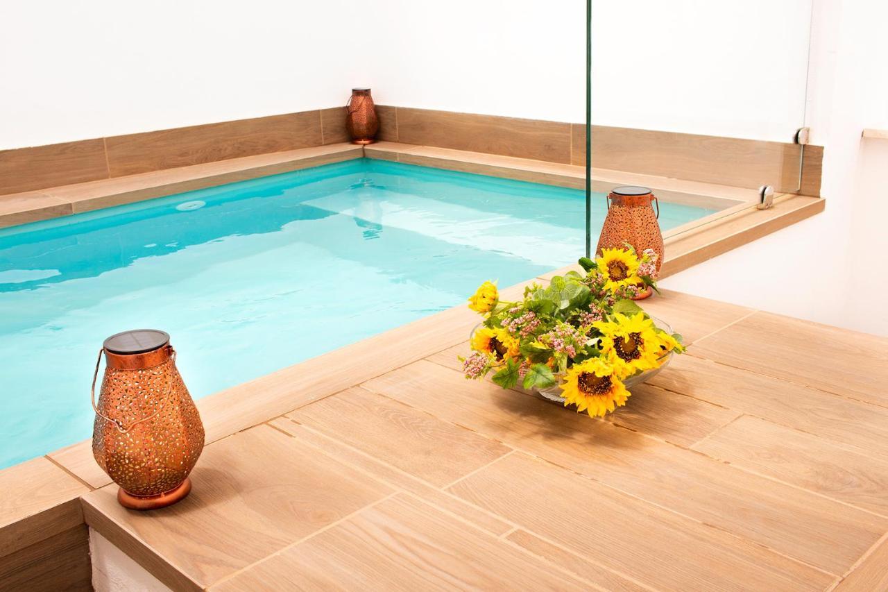Apto. Maese Montanes. Centrico Con Piscina Privada Sevilla Buitenkant foto